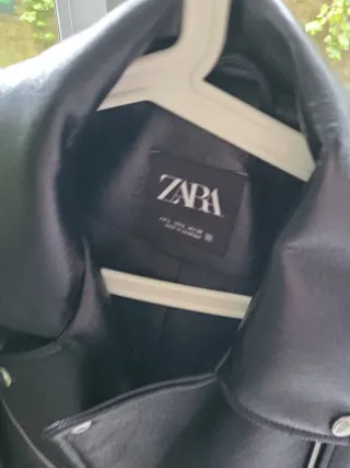 Chaqueta Zara Negra