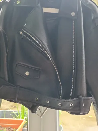 Chaqueta Zara Negra