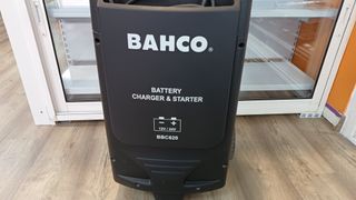 Cargador/Arrancador Bahco BBC620 12/24V