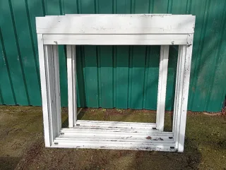 Lote de ventanas de aluminio
