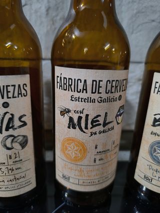 Set di bottiglie vuote Estrella Galicia