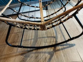 Sillón mecedora naranja