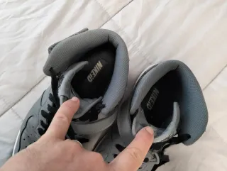 Nike Air Force 1 Mid Talla 43 Gris