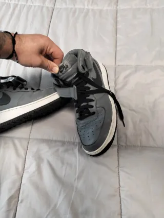Nike Air Force 1 Mid Talla 43 Gris