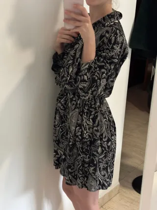 Vestido Stradivarius Negro/Blanco Talla S