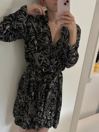 Vestido Stradivarius Negro/Blanco Talla S