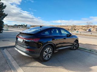 Audi Q4 e-tron 40 SPROTBACK - 525 km autonomía