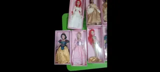 Collezione di bambole Disney in porcellana
