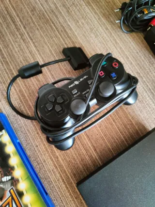 Kit completo Play statiom 2. PS2 Slim+10 Juegos