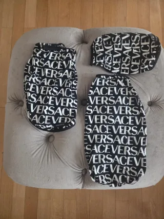 Vestiti Versace per cani