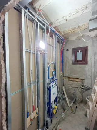 SERVICIOS LAMPISTERIA