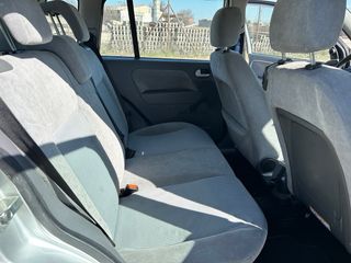 Ocasion Ford Fusion 2004 1.6 100cv