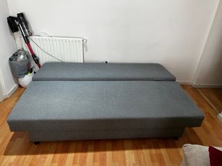 Divano letto grigio in tessuto