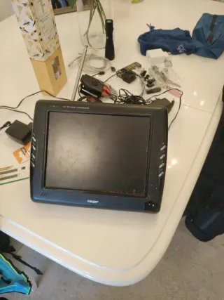 TV Monitor LCD Dikom 10.4 VGA AV