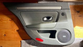 Paneles de puerta Renault Laguna 3