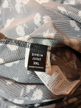 Vestido negro flores tirantes