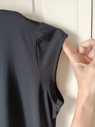 Camiseta deportiva manga recortada DOMYOS negra