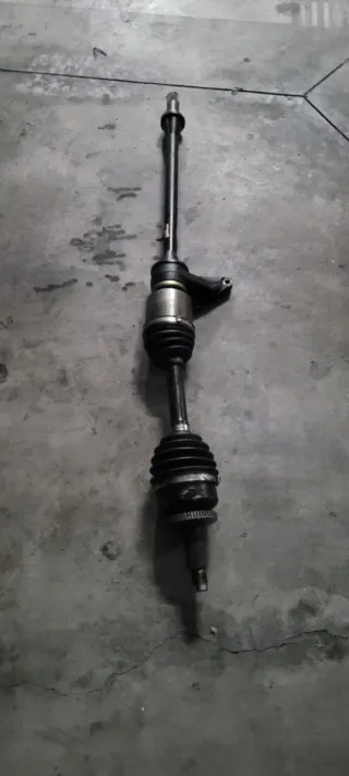 Palier Derecho Kia Carnival 2007 185cv