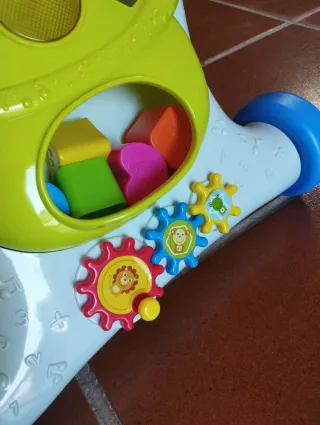 Andador correpasillos infantil