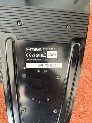 Yamaha DTX 402k con pedal de expresion