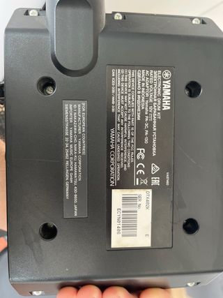 Yamaha DTX 402k con pedal de expresion