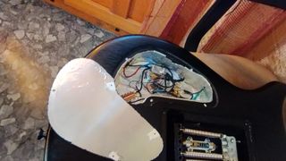 Guitarra Eléctrica Mensinger Custom Joker Negra