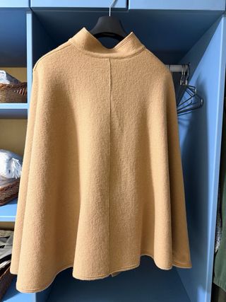 Capa Lana y Alpaca T.42 Beige