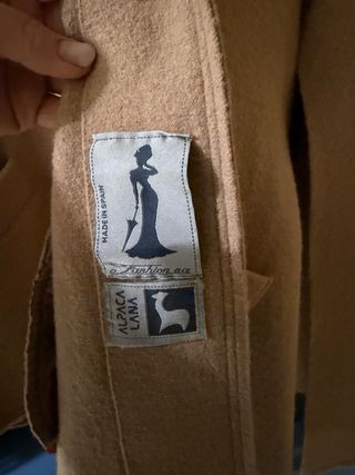 Capa Lana y Alpaca T.42 Beige