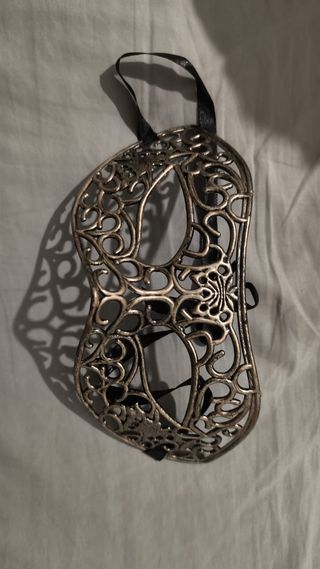 Conjunto Renacentista Negro y Dorado