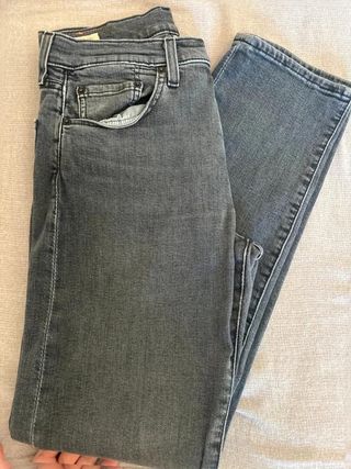 Pantalon vaquero Levis 502