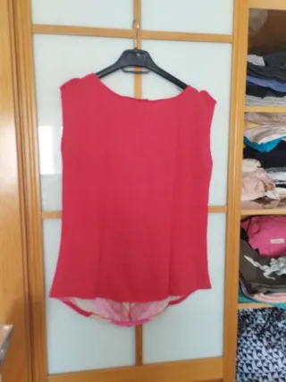 Camiseta sin mangas con picos