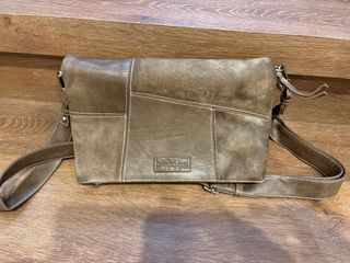 Bolso bandolera Paco Martinez piel y ante.