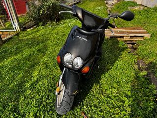 Yamaha Neos 49cc - 3 años parada