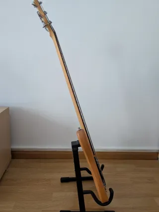 Bajo Warwick Rockbass Streamer Standard 5 cuerdas.