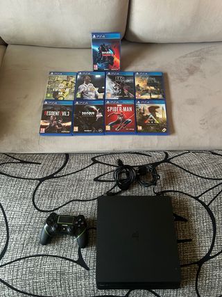 PS4 Slim 500GB + 9 juegos