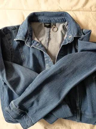 Vestido vaquero elegante y cómodo