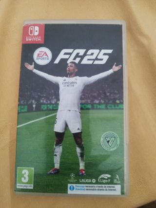 FC 25 Nintendo Switch + regalo FC 21