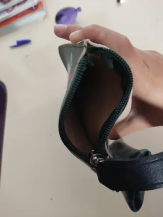 Monedero Mom's con monstruo