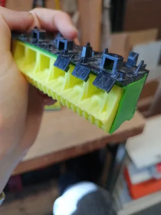 4 Regleta tierra HAGER 400V 4/16mm2 12mm electrico