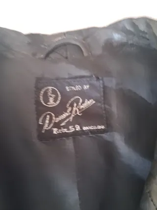Chaqueta de Piel Negra Talla 42