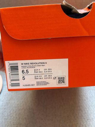 ZAPATILLAS NIKE REVOLUTION 8 NÚMERO 37.5