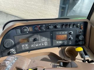 Tractor John Deere 7930