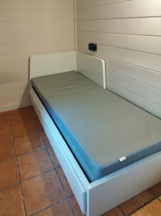 Diván Cama Extens. Flekke Ikea, colchones y topper