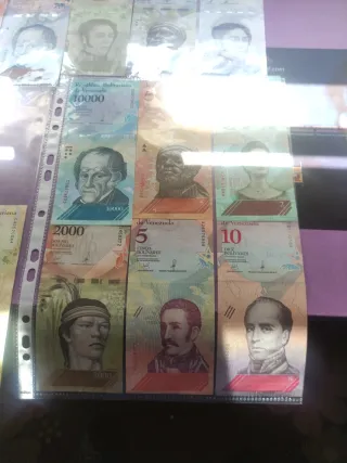 Colección de 23 Billetes Venezolanos