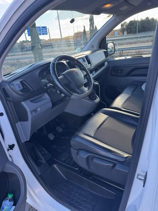 Vendo Mi furgoneta Citroen Jumpy año 2019