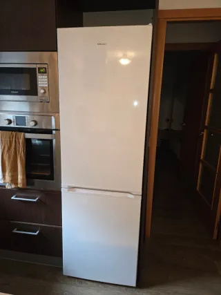 Nevera blanca ICECOOL