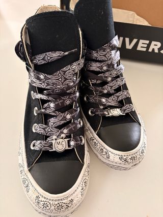 Converse x Mickey Mouse Edición Limitada