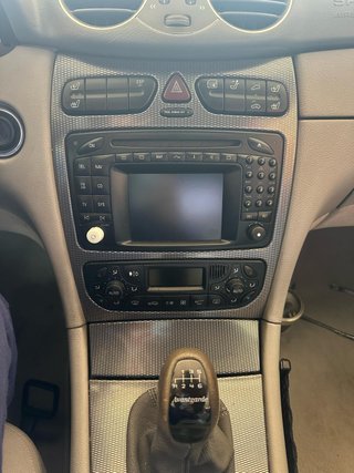 Mercedes-Benz  CLK 2004