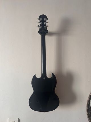 Guitarra Eléctrica Epiphone SG G-400 Negra