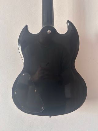 Guitarra Eléctrica Epiphone SG G-400 Negra